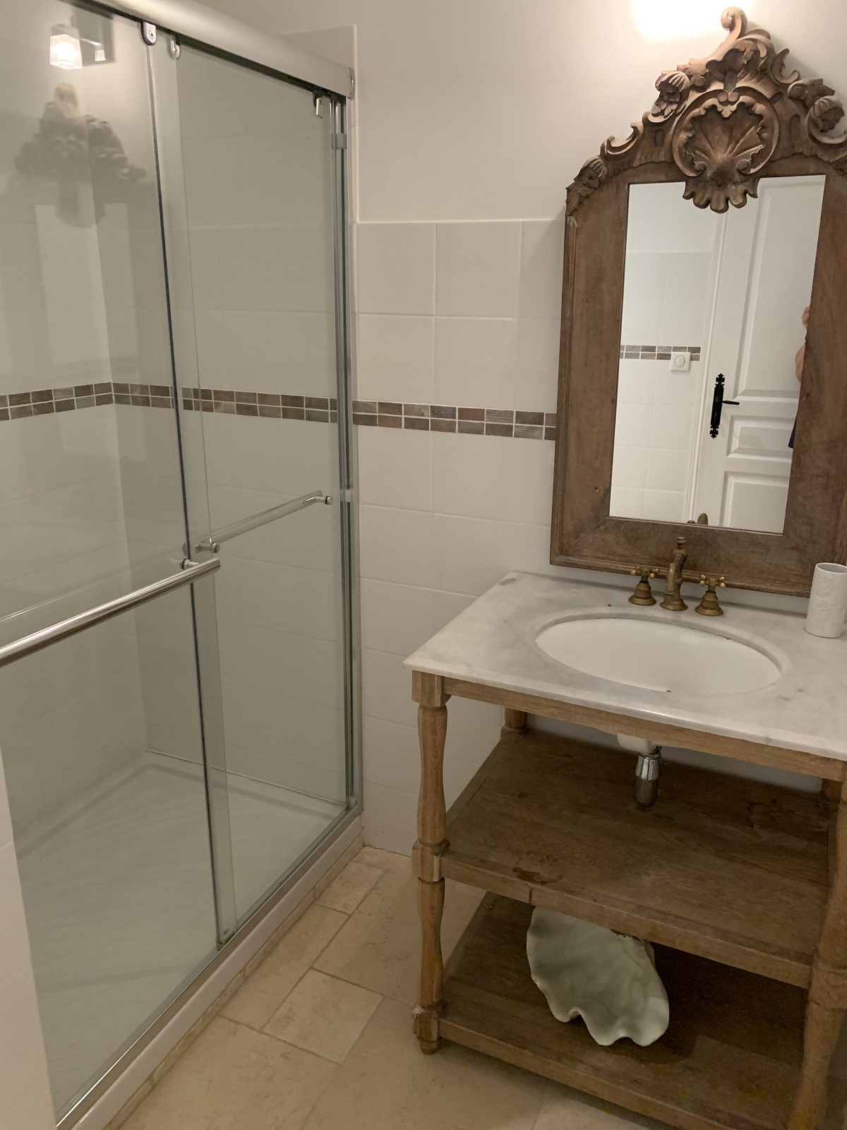Suite 2