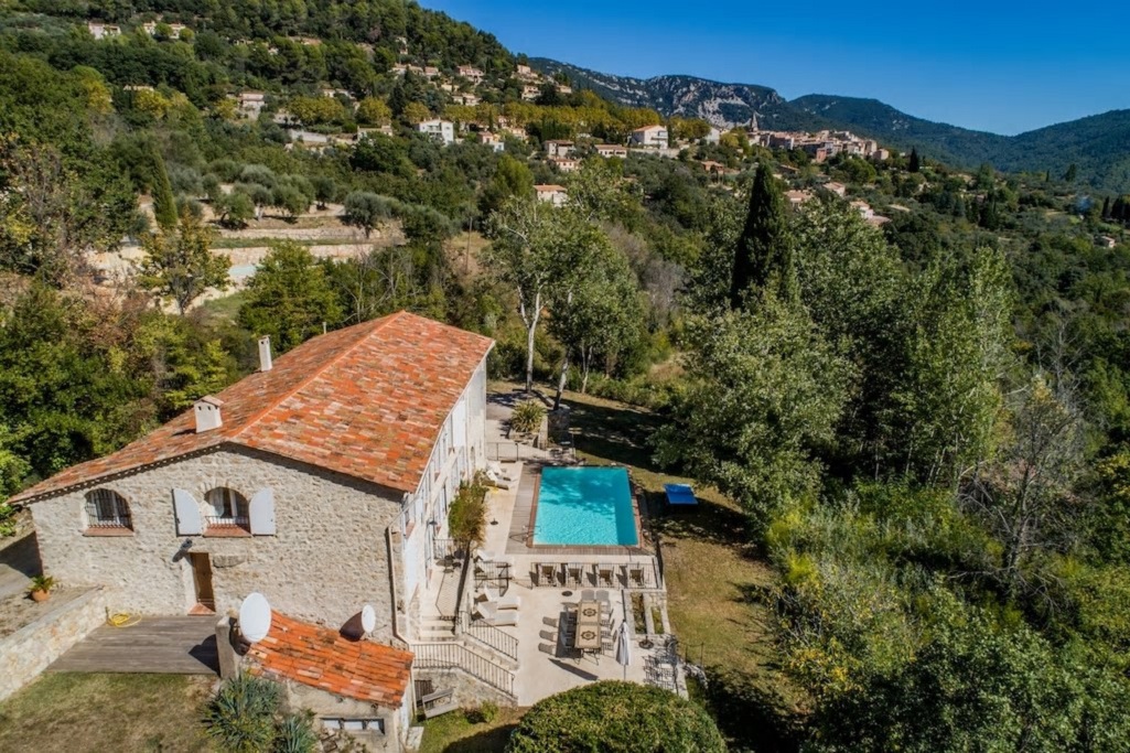 A stone house
